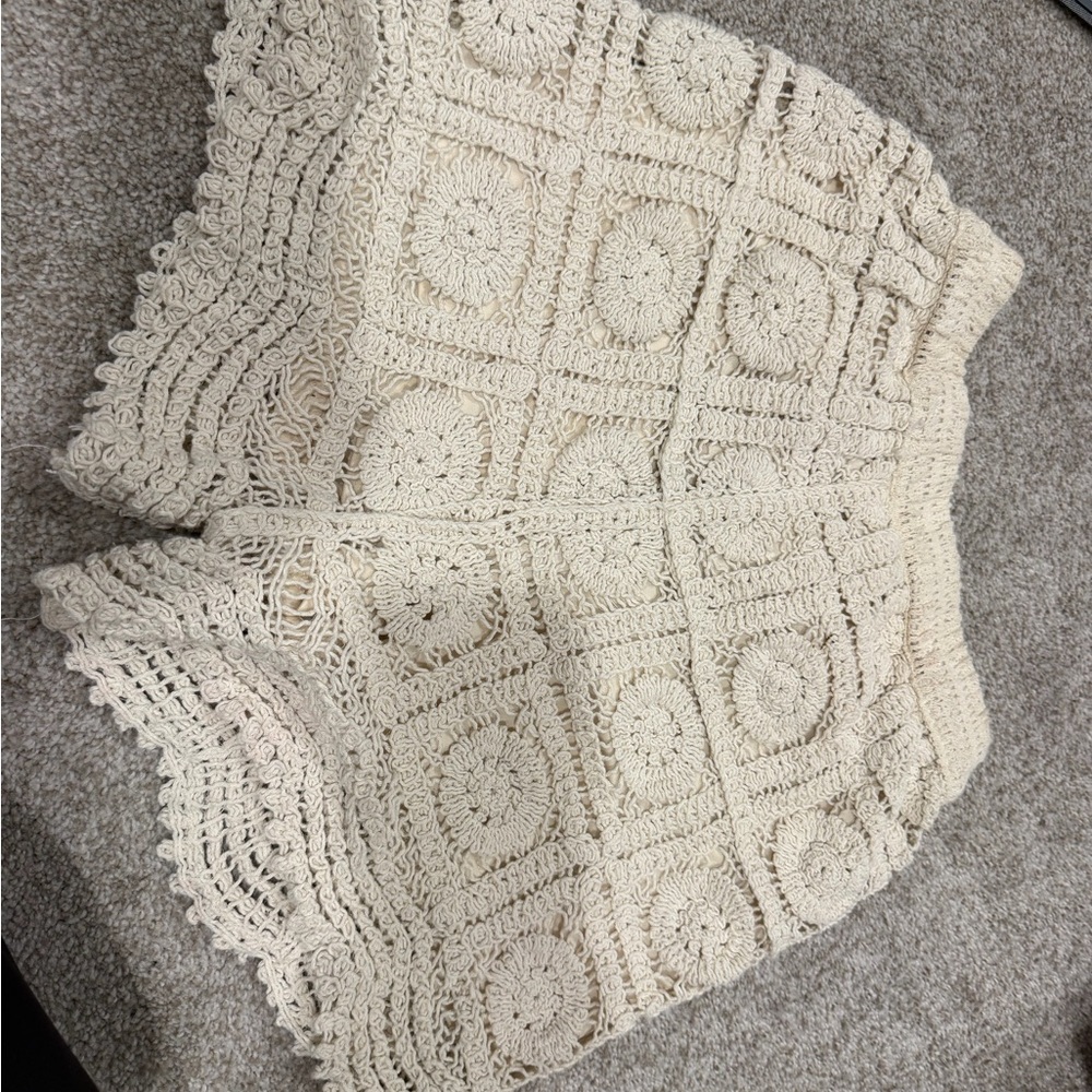Crochet Mini Shorts in Cream
